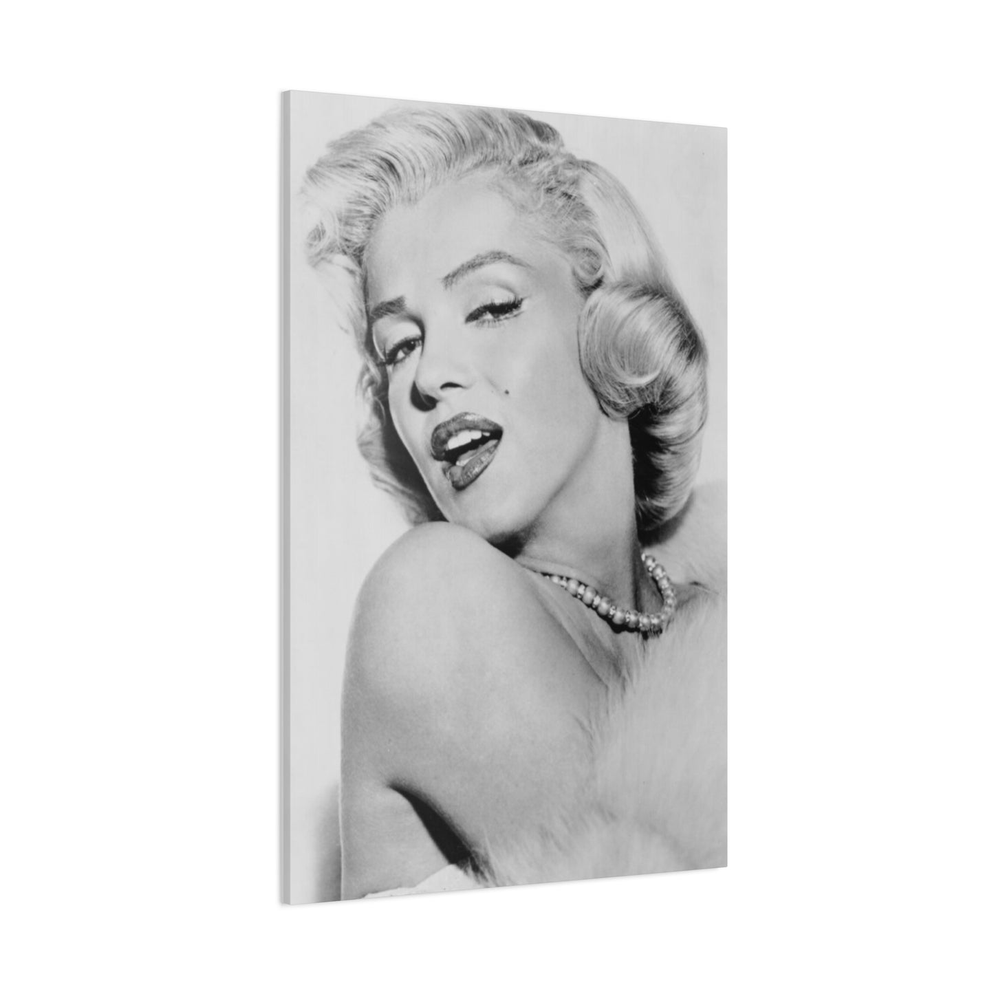 Monochrome Beautiful Marilyn Monroe Wall Art & Canvas Prints