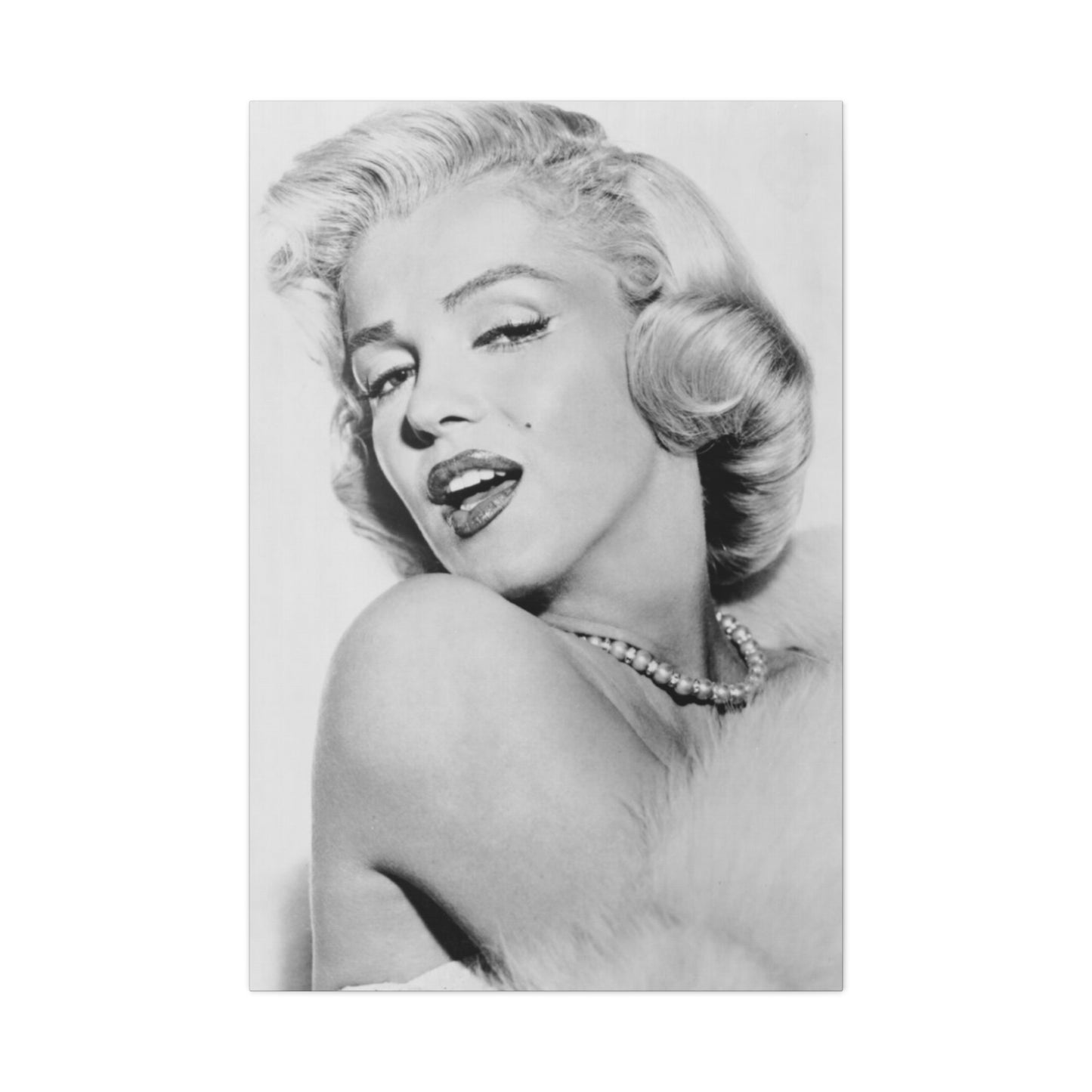 Monochrome Beautiful Marilyn Monroe Wall Art & Canvas Prints