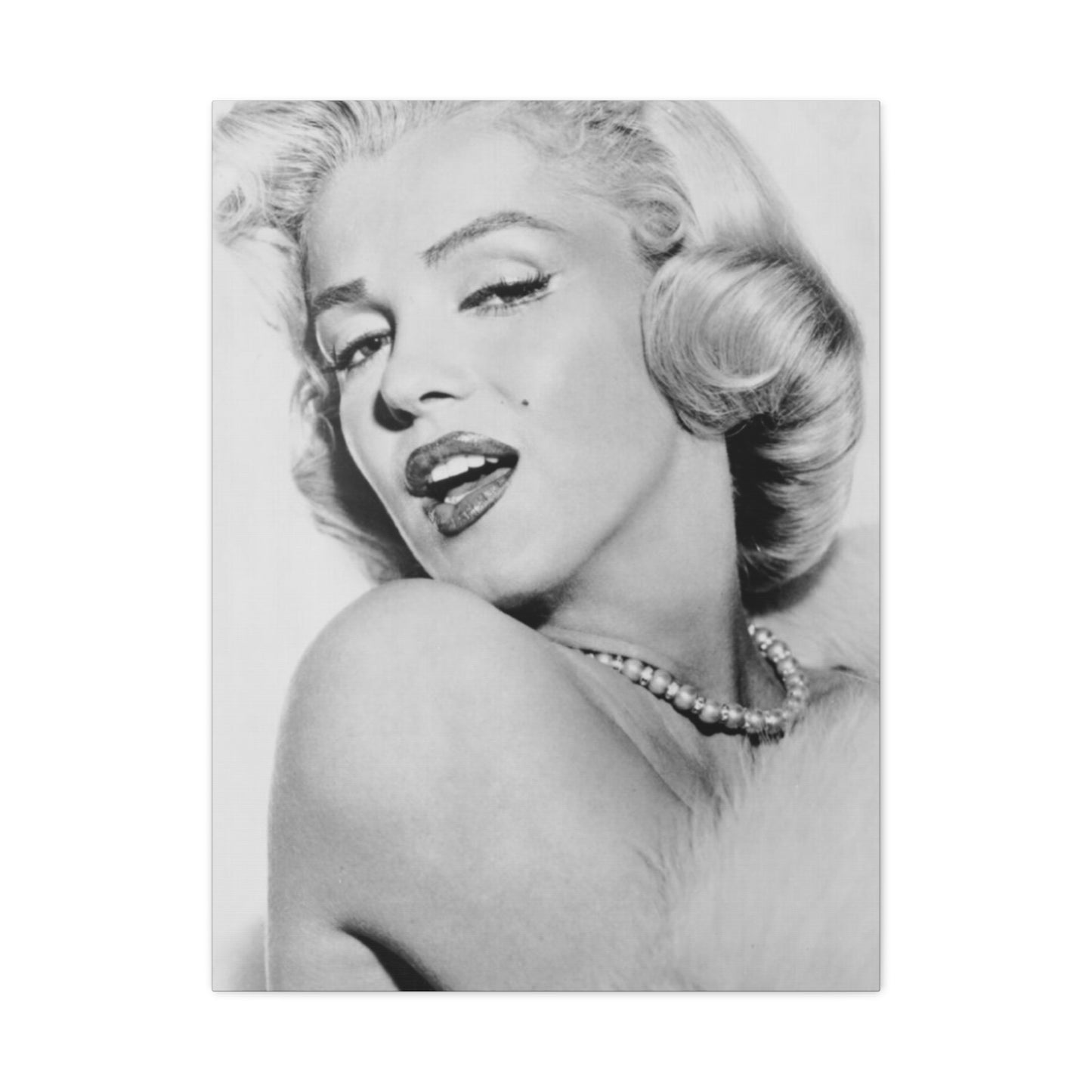 Monochrome Beautiful Marilyn Monroe Wall Art & Canvas Prints