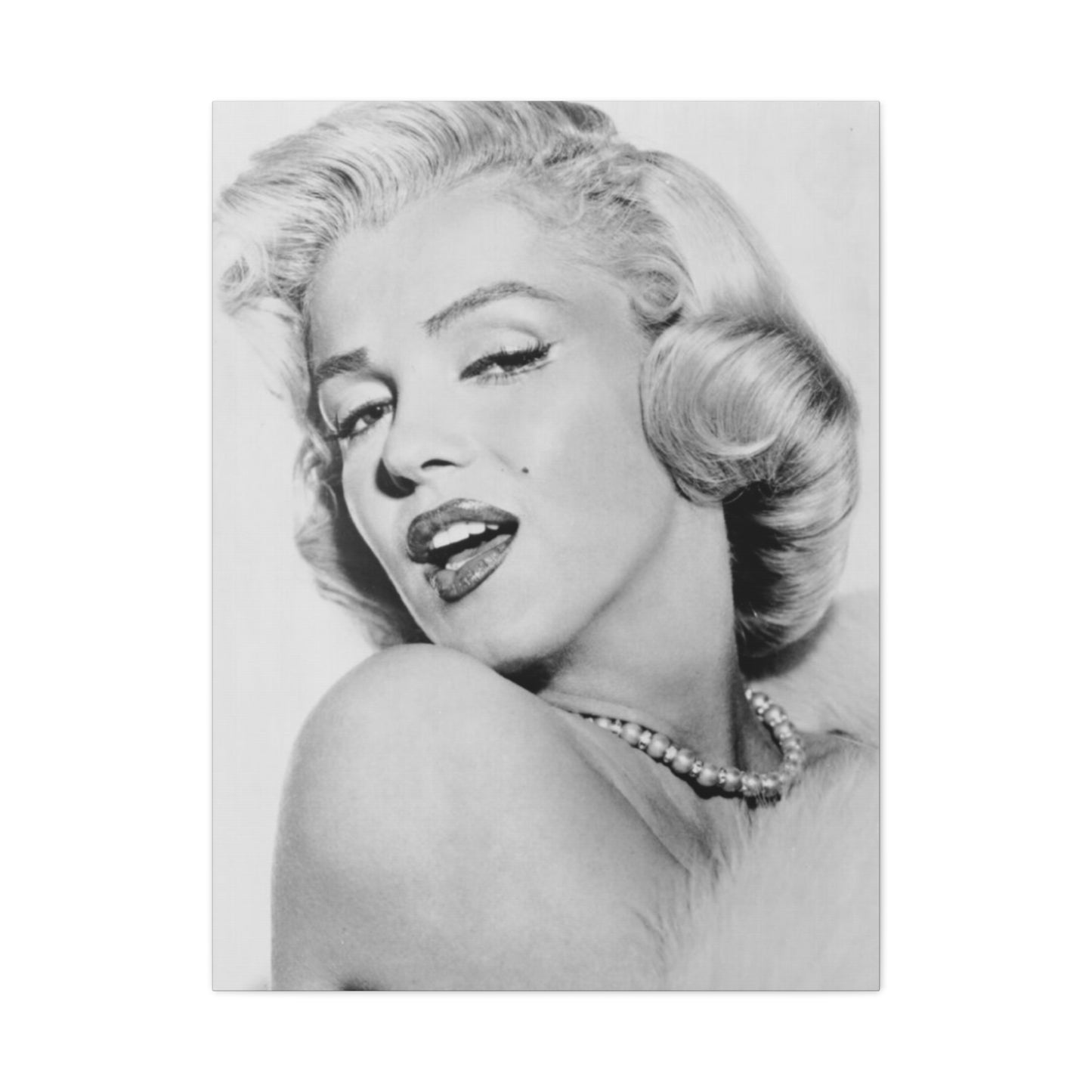 Monochrome Beautiful Marilyn Monroe Wall Art & Canvas Prints